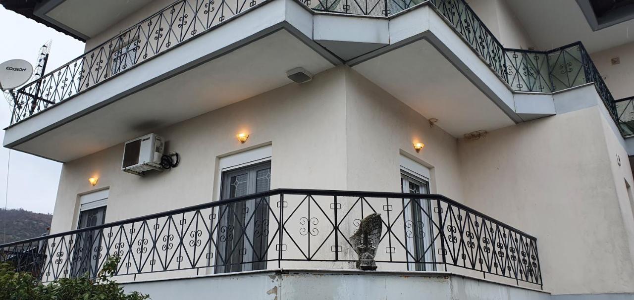 Panos Rooms 2 Калампака Екстериор снимка