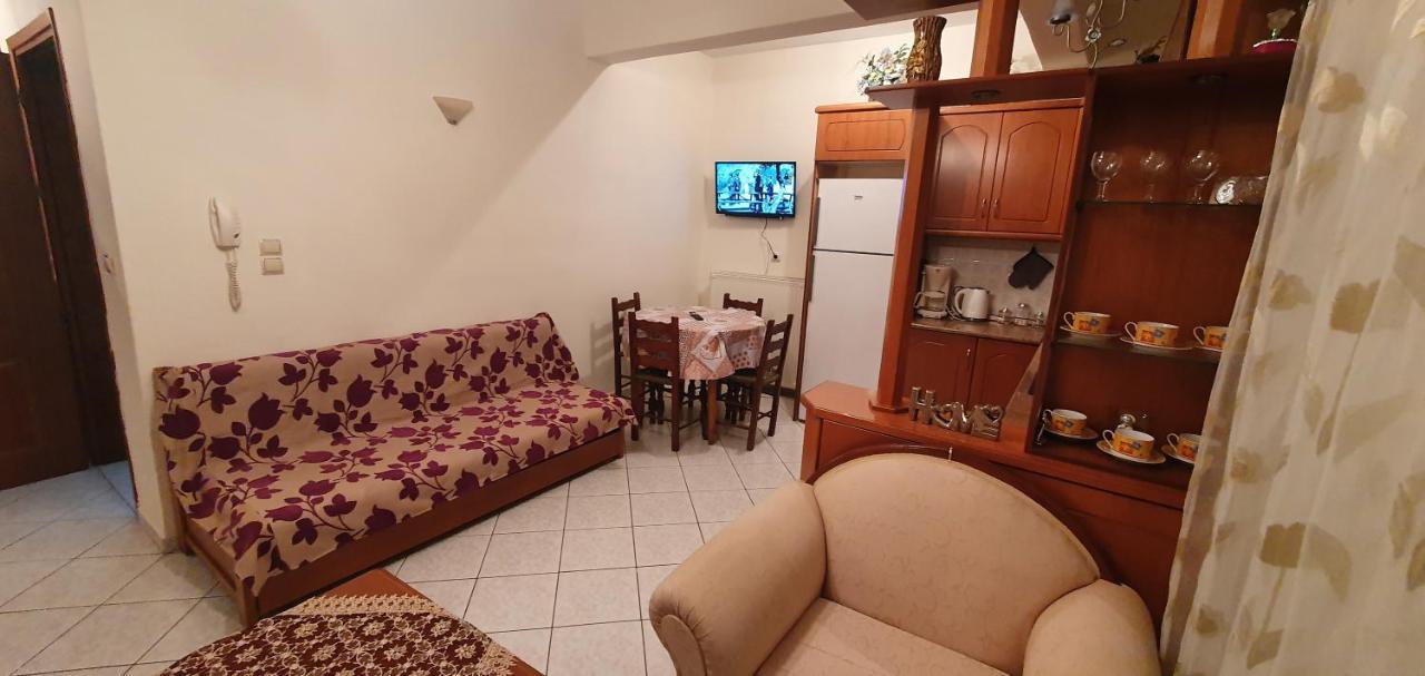Panos Rooms 2 Калампака Екстериор снимка